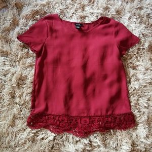 Rue21 wine red lace trim S top